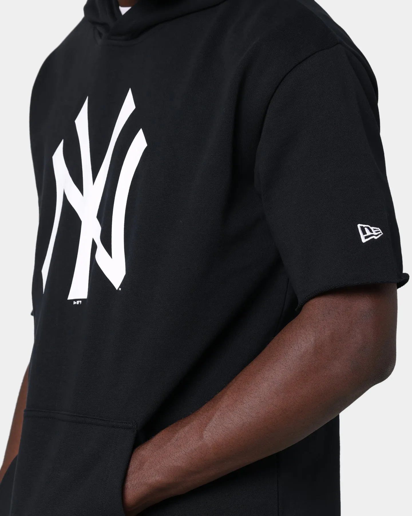 New Era New York Yankees Oversized Short Sleeve Hoodie Black